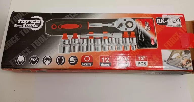 ZESTAW KLUCZY NASADOWYCH 12 W 1 8MM,24MM 12SZT