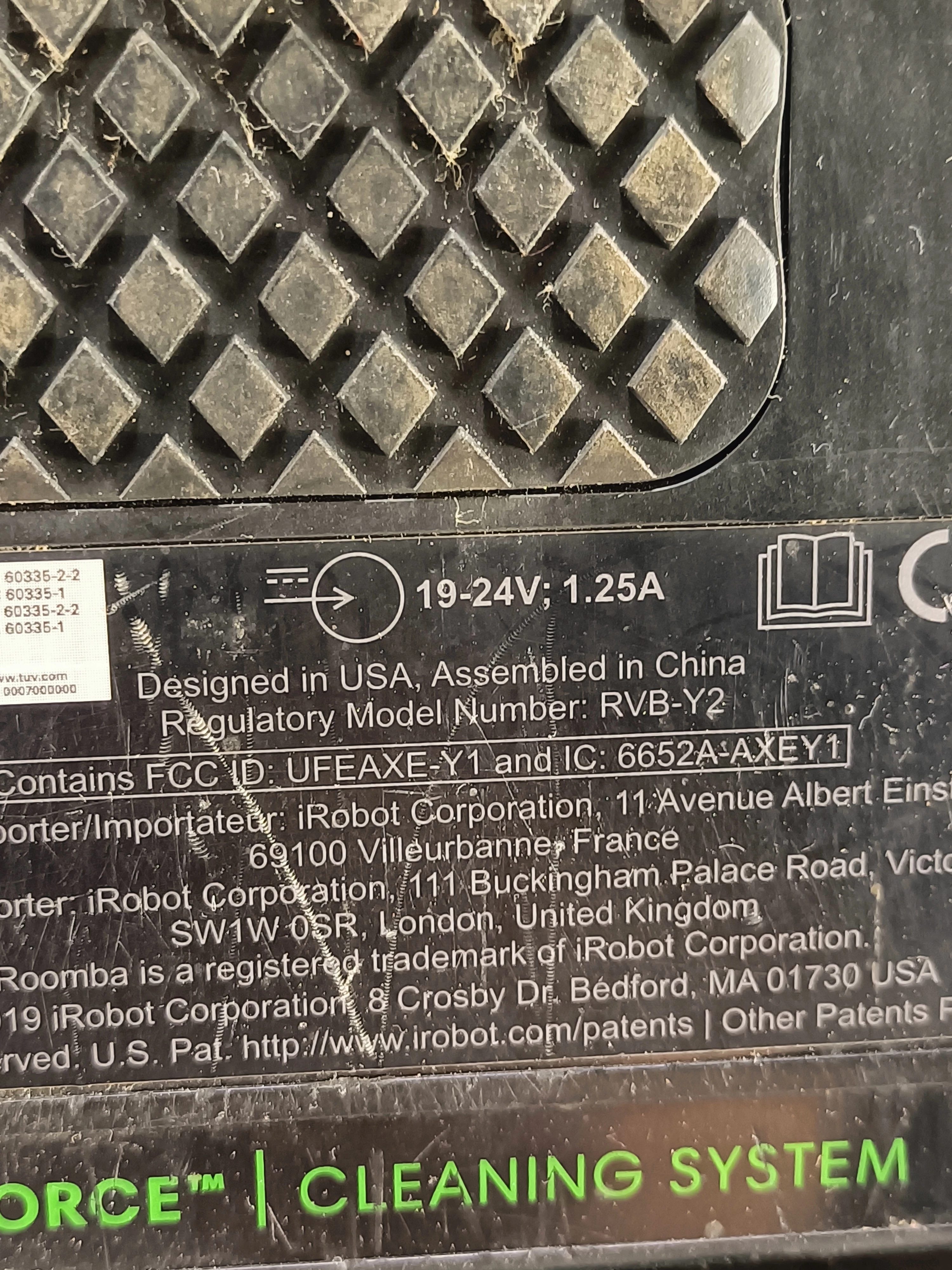 robot-sprzatajacy-irobot-roomba-i7-kod-producenta-i755040