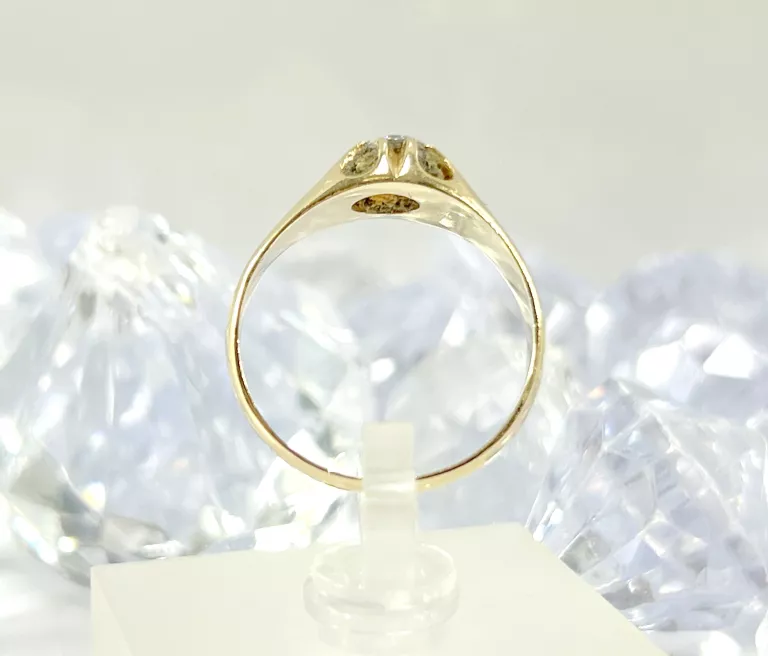 ZŁOTY PIERŚCIONEK CYRKONIA 585 2,91G R15