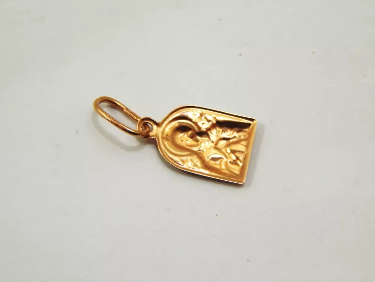 DELIKATNY MEDALIK ZŁOTY PR 585