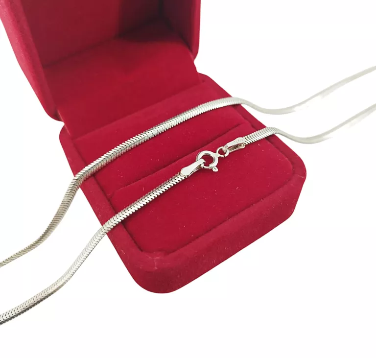 SREBRNY ŁAŃCUSZEK W: 5,57G