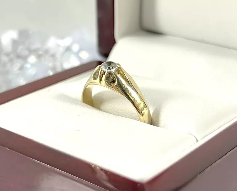 ZŁOTY PIERŚCIONEK CYRKONIA 585 2,91G R15