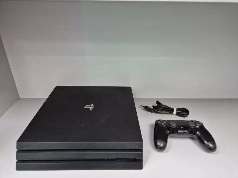 KONSOLA PS4 PRO CUH-7216B