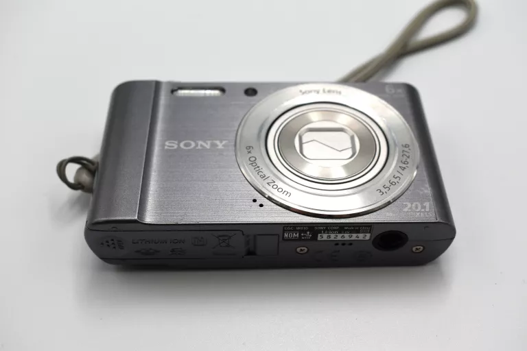 APARAT CYFROWY SONY DSC-W810 SREBRNY