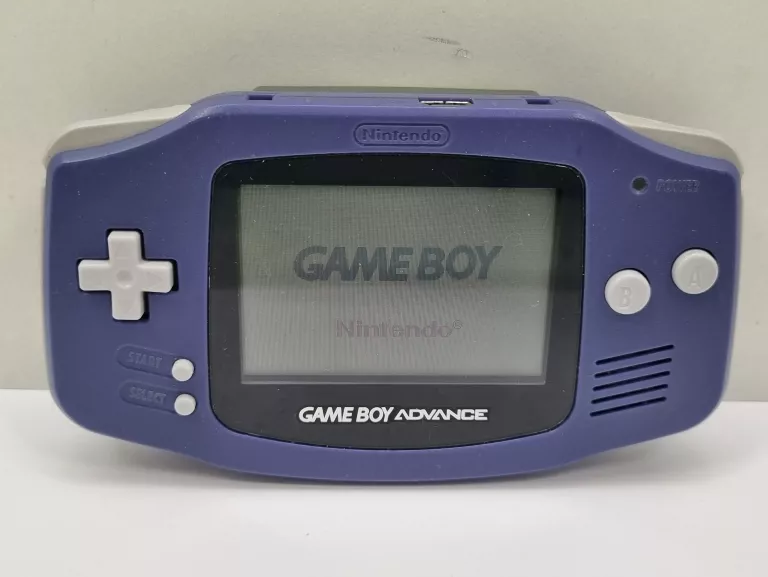 KONSOLA NINTENDO GAME BOY ADVANCE + GRA F-ZERO