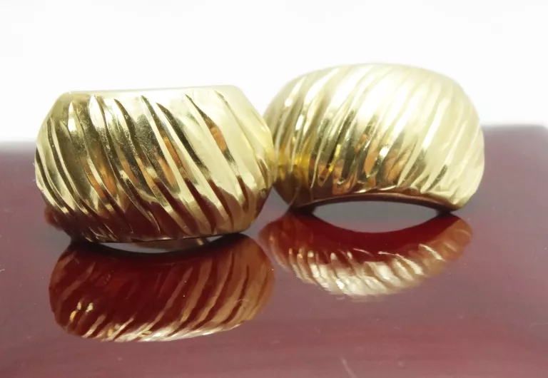 ŚLICZNE ZŁOTE KOLCZYKI P.585