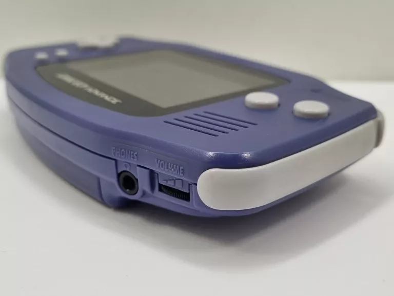 KONSOLA NINTENDO GAME BOY ADVANCE + GRA F-ZERO