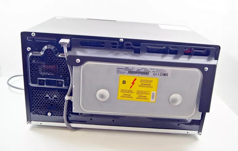 KUCHENKA MIKROFALOWA SAMSUNG MS23DG4504AGE2 / ŁADNY STAN