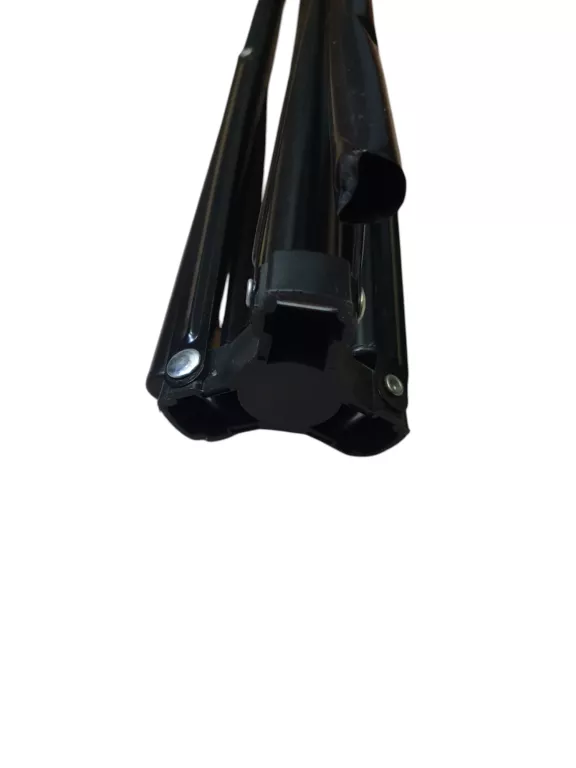 lampa-na-statywie-model-123551