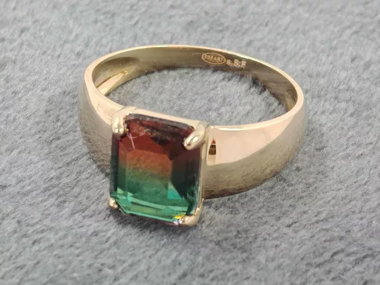 ZŁOTY PIERŚCIONEK TURMALIN ARBUZOWY 2,61G R18 585