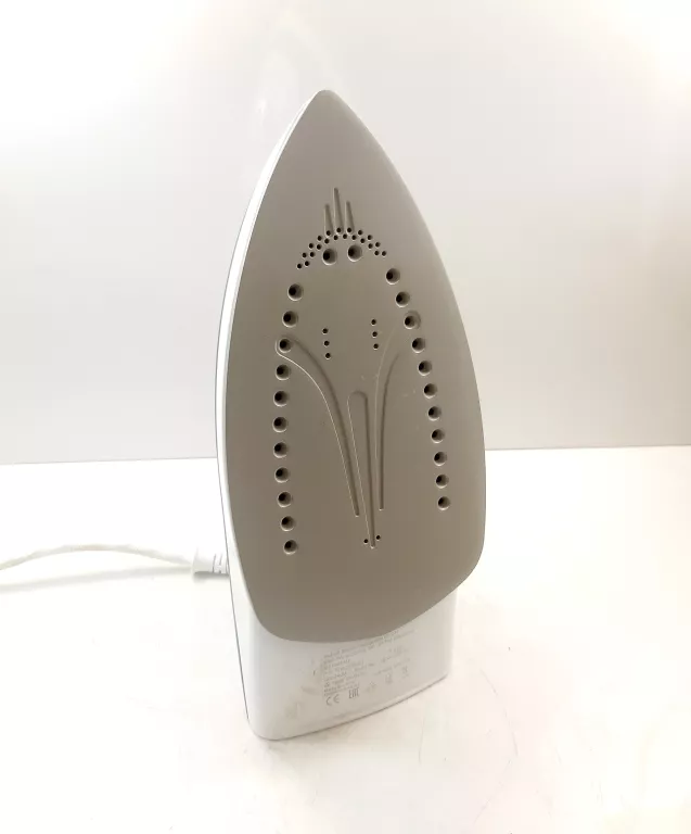 zelazko-bosch-ccbd5-2200w-kolor-dominujacy-129357-2