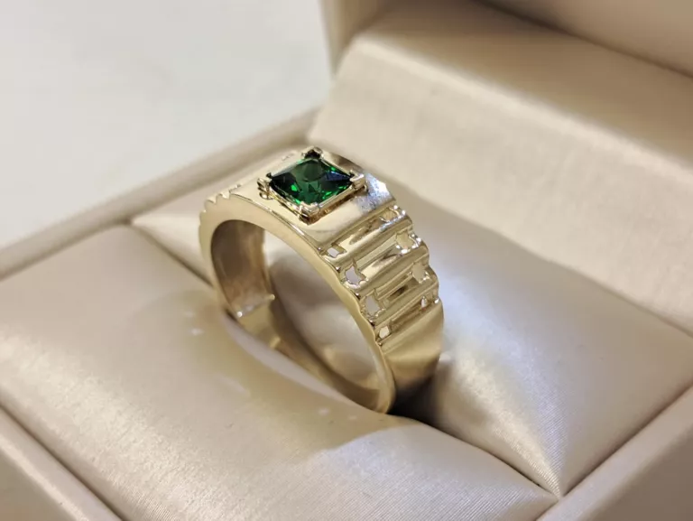 ZŁOTY SYGNET Z SYNTETYCZNYM SZAFIREM NIENOSZONY! 585 4,48G R22