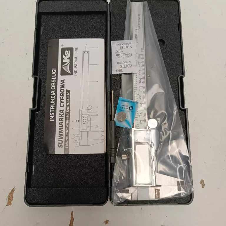 SUWMIARKA ELEKTRONICZNA STAL NIERDZEWNA 150MM/0.01MM K2