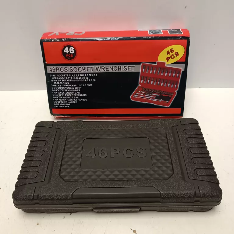 MAŁY ZESTAW KLUCZY NASADOWYCH 46 SZT