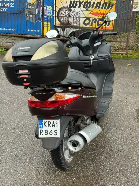 SKUTER SUZUKI BURGMAN 125 2012 – NISKI PRZEBIEG 17 579 KM – AUTOMAT
