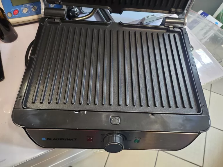 GRILL ELEKTRYCZNY BLAUPUNKT GRS701