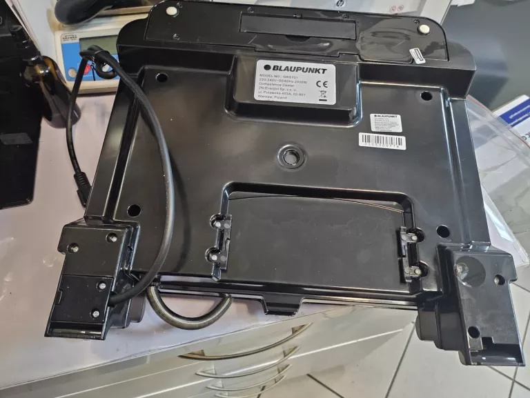 GRILL ELEKTRYCZNY BLAUPUNKT GRS701