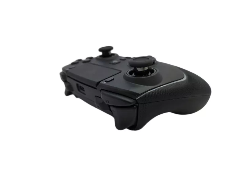 PAD DO PS5/PC RAZER WOLVERINE V2 PRO KOMPLET