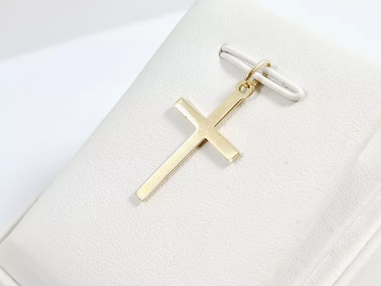 ZŁOTA ZAWIESZKA KRZYŻYK P585 1,31G