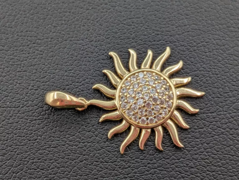 ZŁOTA ZAWIESZKA SŁOŃCE CYRKONIE 585 1,38G 2,4CM