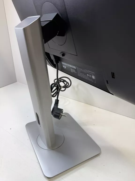 monitor-dell-p2414hb-przekatna-ekranu-cale-2400