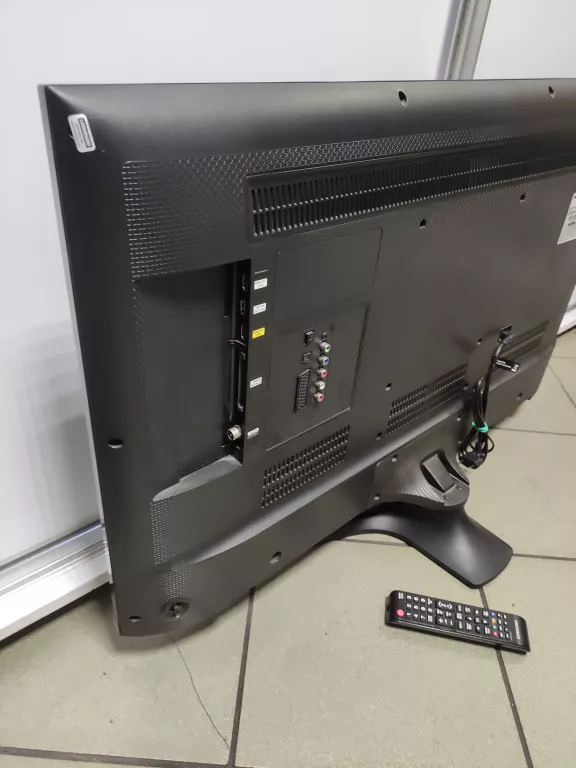 telewizor-samsung-ue40j5100aw-pilot-kabel-ean-gtin-5999090112739