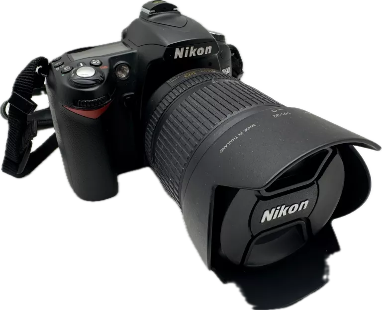 LUSTRZANKA CYFROWA NIKON D90 - OBIEKTYW 18-105MM