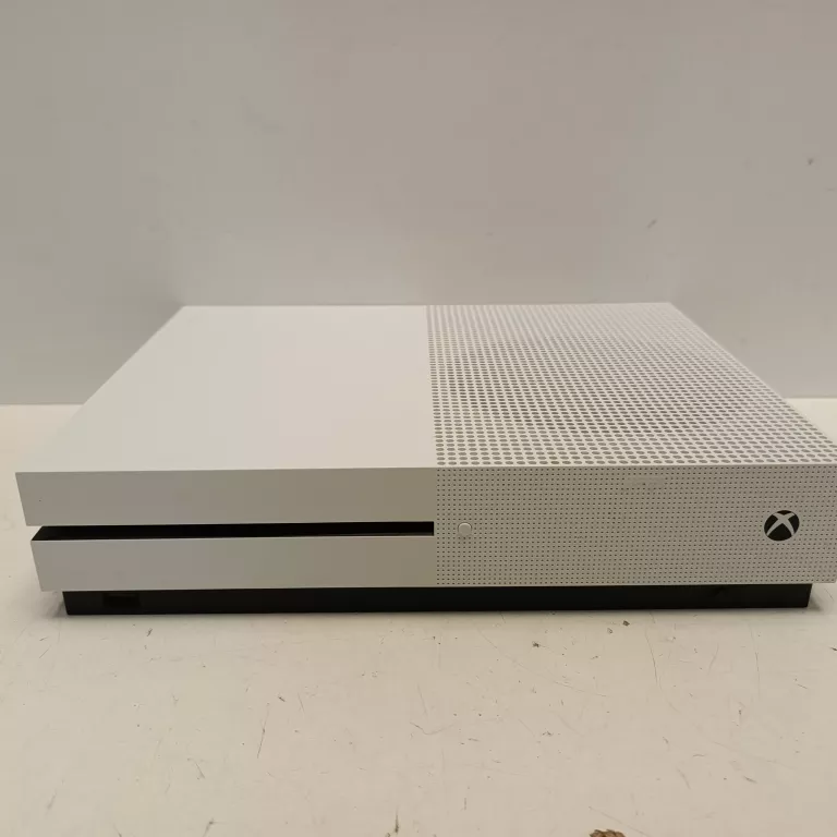 KONSOLA XBOX ONE S 1681