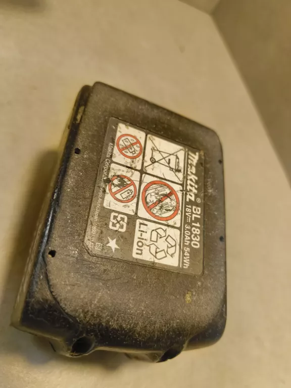 AKUMULATOR MAKITA 3.0AH 18V