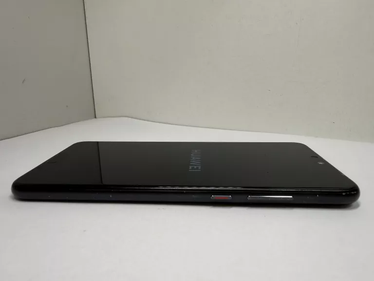 TELEFON HUAWEI P20 64GB