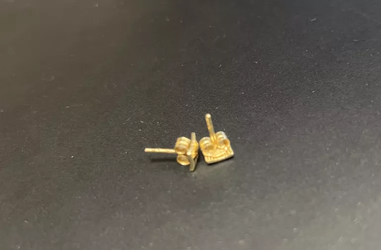 ZŁOTE KOLCZYKI 1,24G P,585