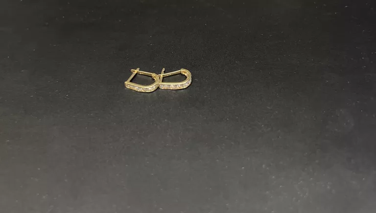 ZŁOTE  KOLCZYKI P:585 W :1,01