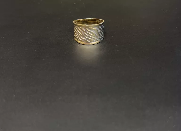 ZŁOTY  PIERŚCIONEK  P.585 1,65G  R.14