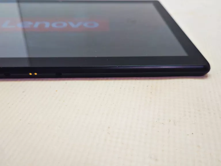 TABLET LENOVO TB-X505L 32/2 ETUI