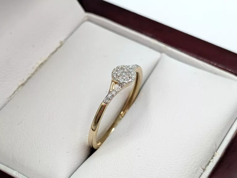 ZŁOTY PIERŚCIONEK Z DIAMENTAMI 0,08CT 375 1,07G R14