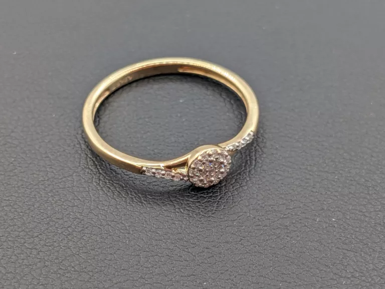 ZŁOTY PIERŚCIONEK Z DIAMENTAMI 0,08CT 375 1,07G R14
