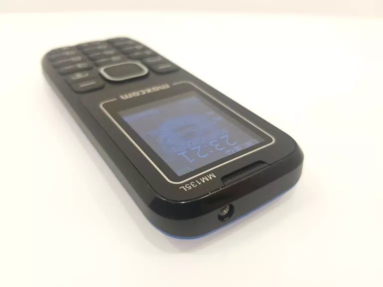 TELEFON MAXCOM MM135L