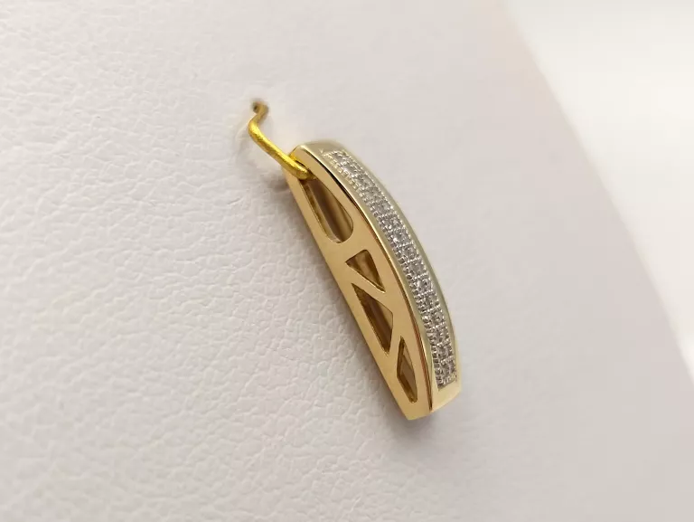 ZŁOTA ZAWIESZKA Z DIAMENTAMI 0,10 CT 585 1,70G