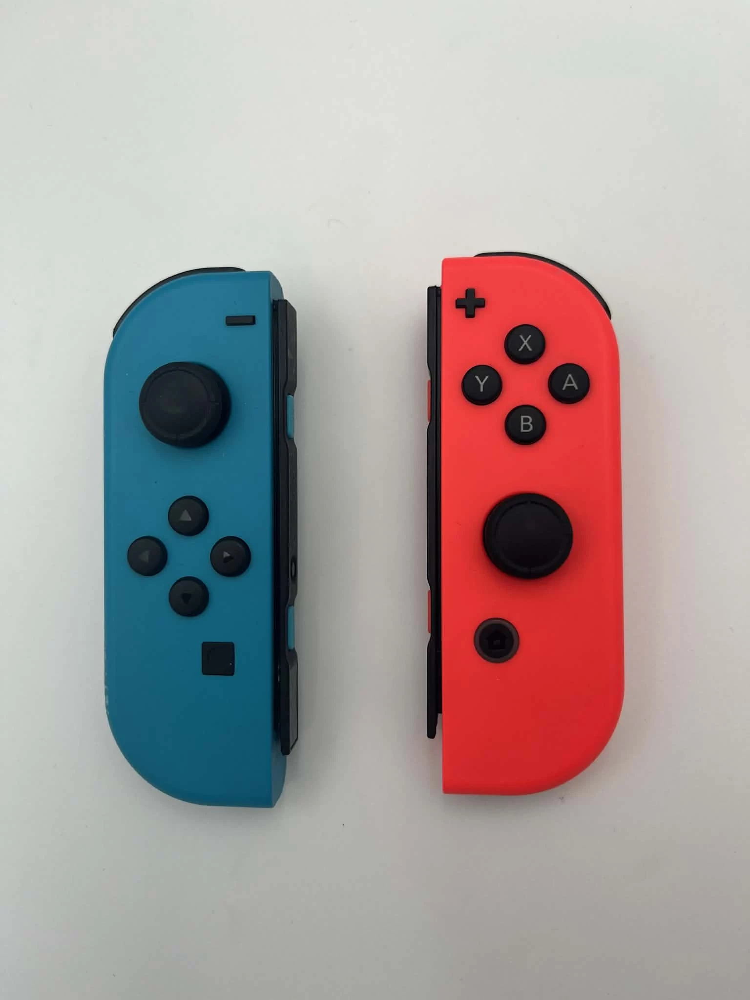 konsola-nintendo-switch-hac-001-komplet-liczba-kontrolerow-w-zestawie-205994-225554