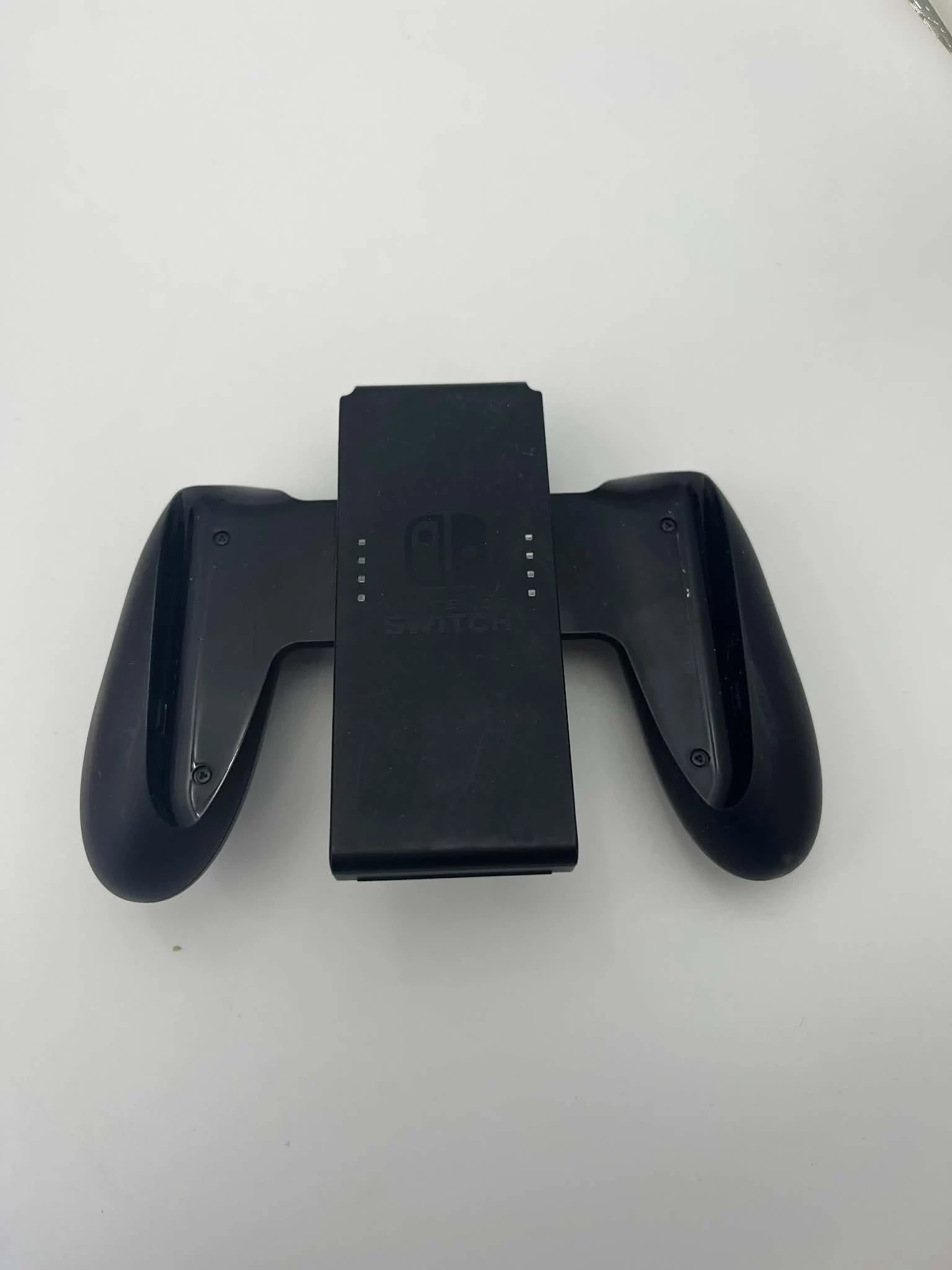 konsola-nintendo-switch-hac-001-komplet-zlacza-205990-2