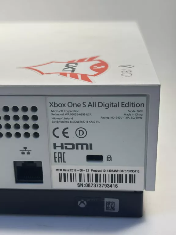 konsola-xbox-one-s-stan-11323-2