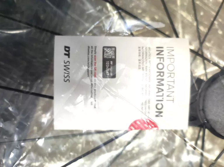 kolo-rowerowe-dt-swiss-arc-1400-di-700c-cl-80-12142-asl11-model-arc-1400-di-700c-cl-50-12100-carbon