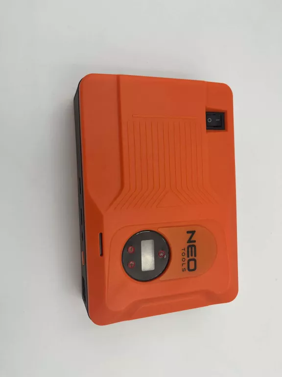 URZĄDZENIE ROZRUCHOWE JUMPSTARTER 4W1 11-997 NEO TOOLS