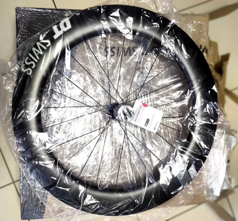 kolo-rowerowe-dt-swiss-arc-1400-di-700c-cl-80-12142-asl11-glowna-62-poznan-ska-x