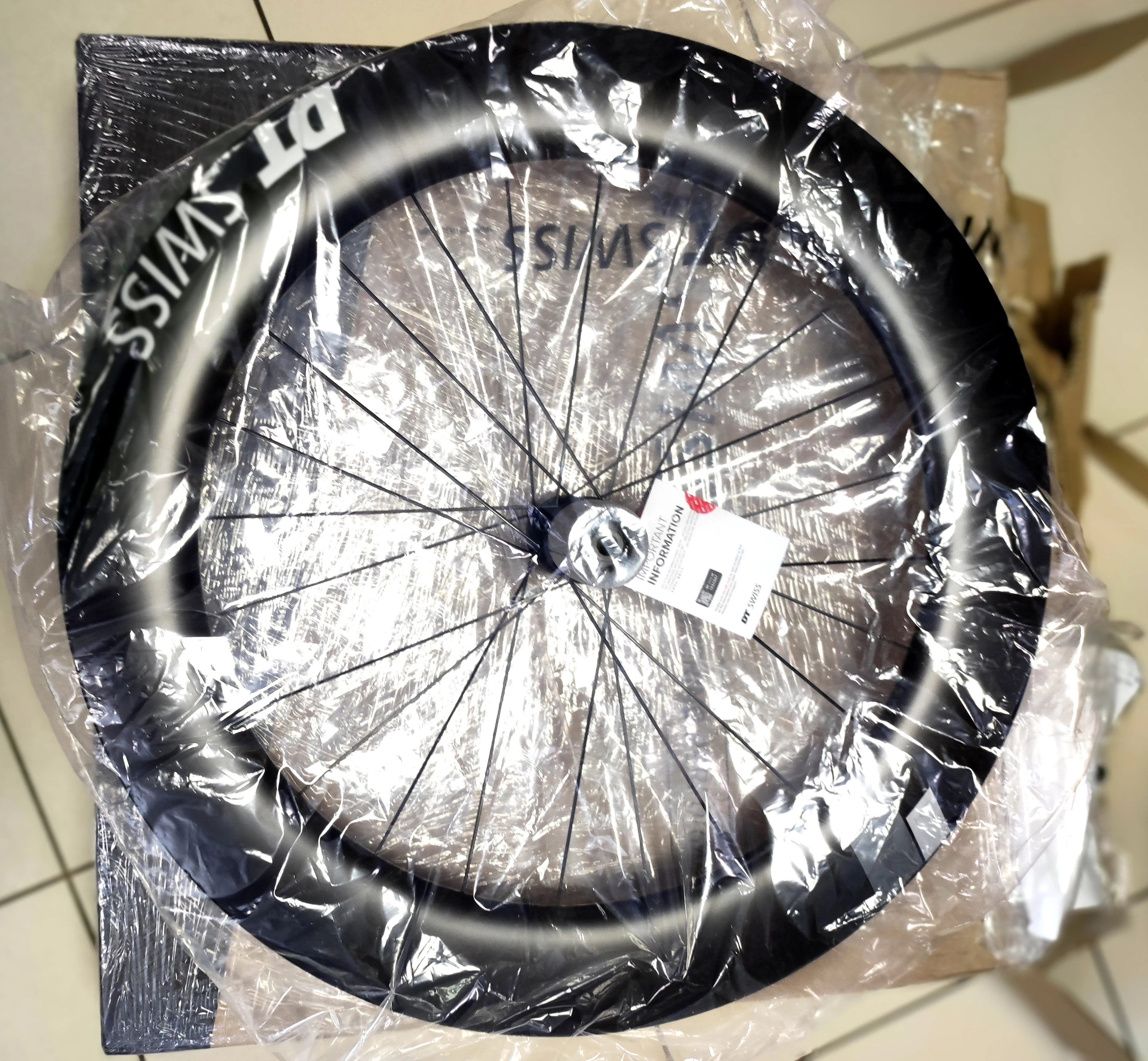 kolo-rowerowe-dt-swiss-arc-1400-di-700c-cl-80-12142-asl11-glowna-62-poznan-ska-x