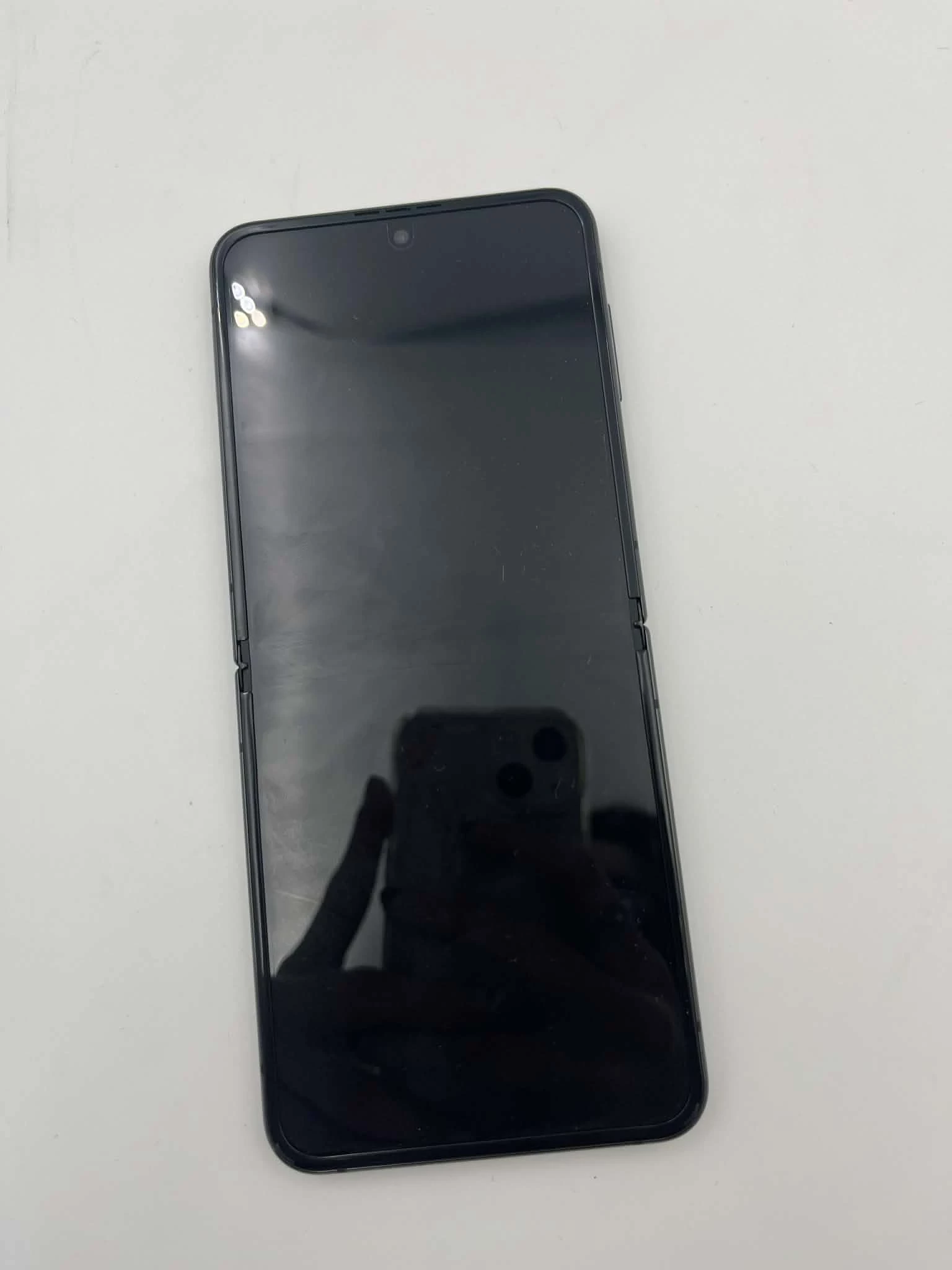 telefon-samsung-galaxy-z-flip-4-8128gb-kod-producenta-sm-f721bzageue