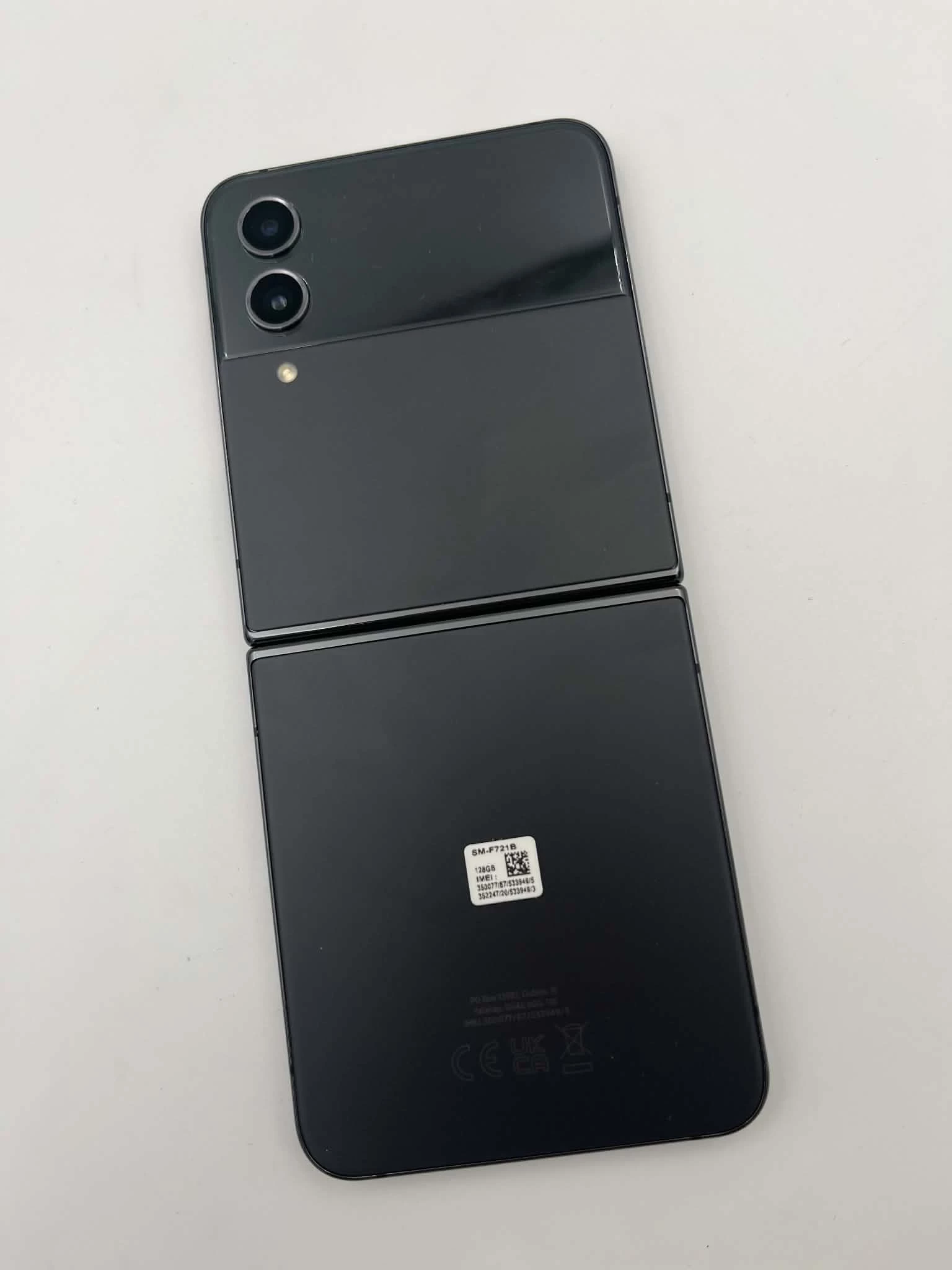 telefon-samsung-galaxy-z-flip-4-8128gb-stan-11323-2