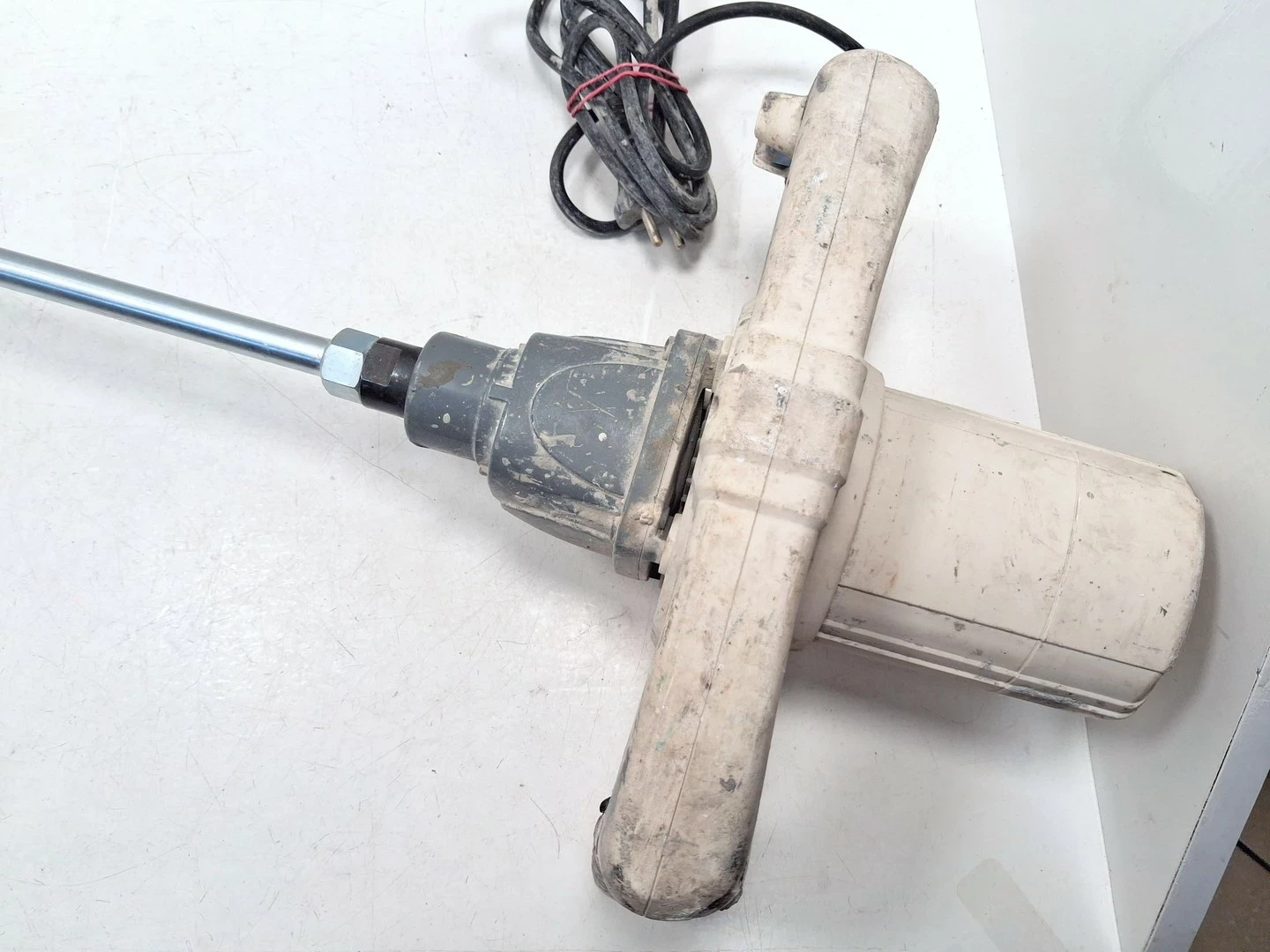 mieszadlo-macallister-mpm1200-maksymalna-srednica-mieszadla-120