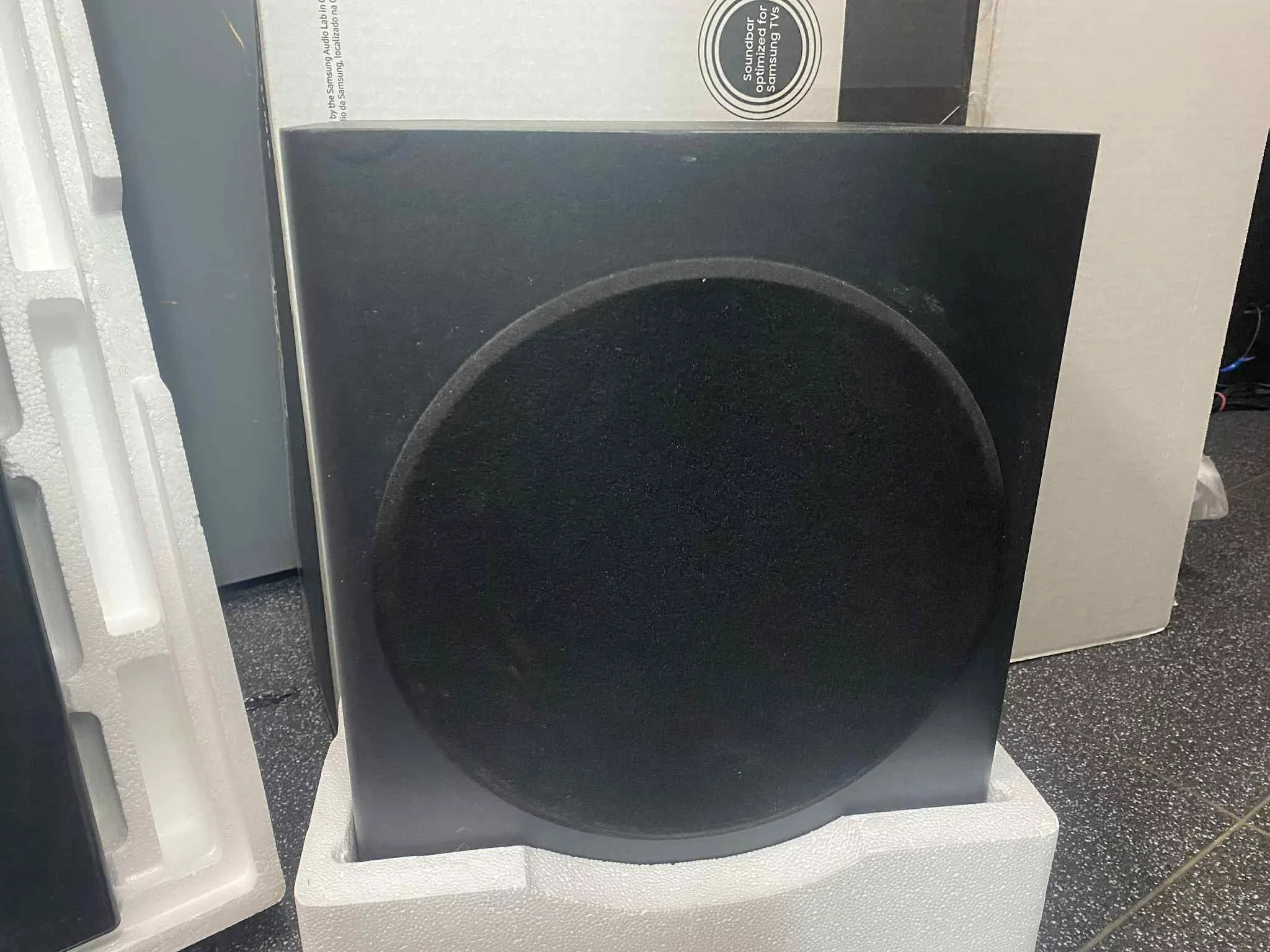 soundbar-samsung-hw-r650-system-dzwieku-208026-235310