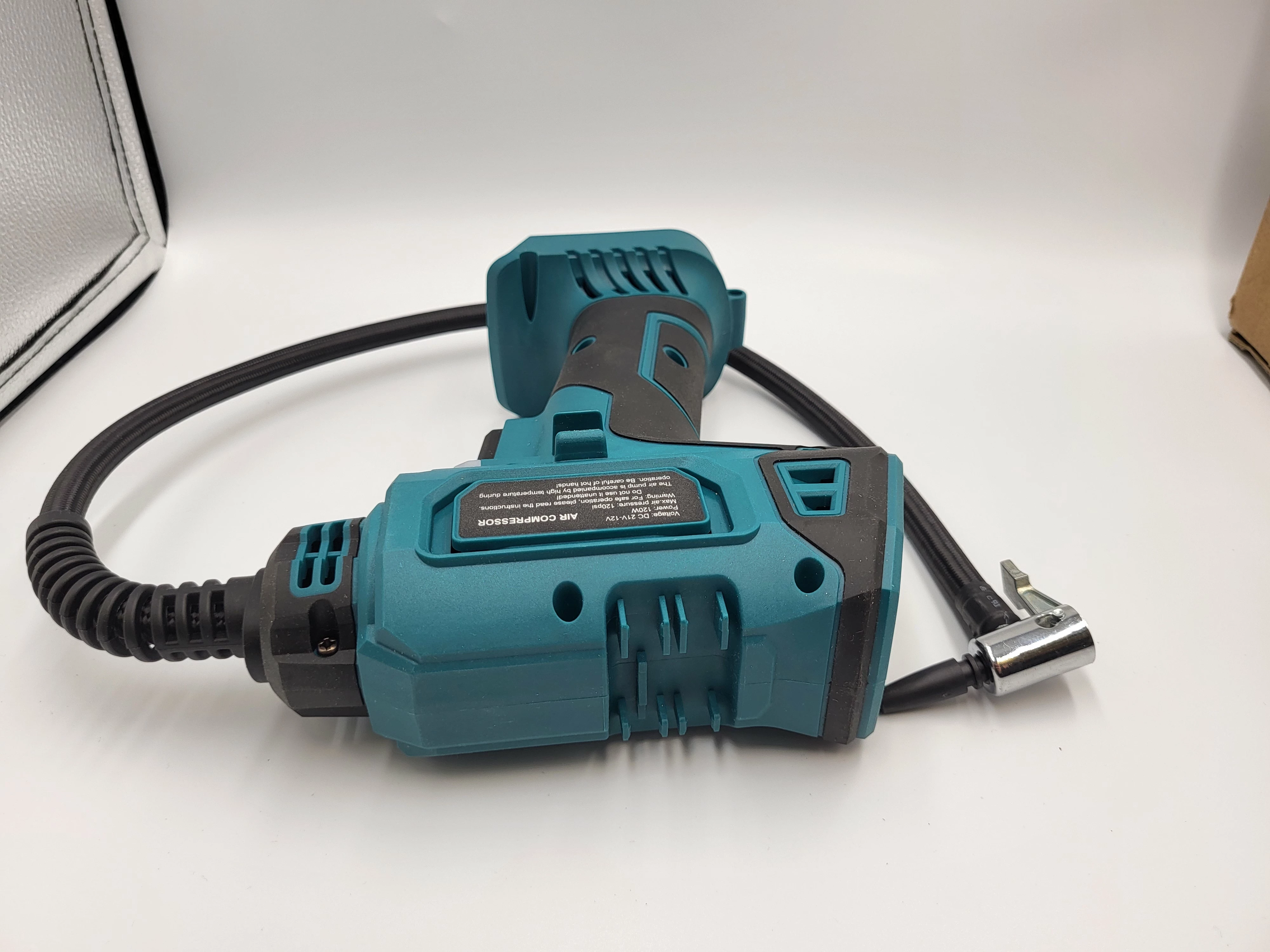 pompka-kompresor-samochodowy-120psi-cyfrowy-wyswietlacz-certyfikaty-zgodnosci-218669-1